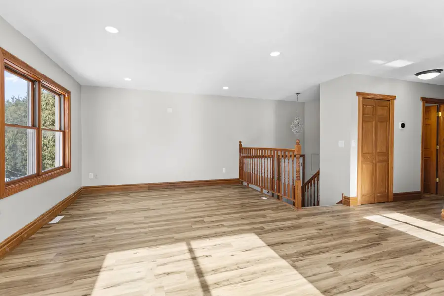 3845 Hale Avenue N, Oakdale, MN 55128 - #2