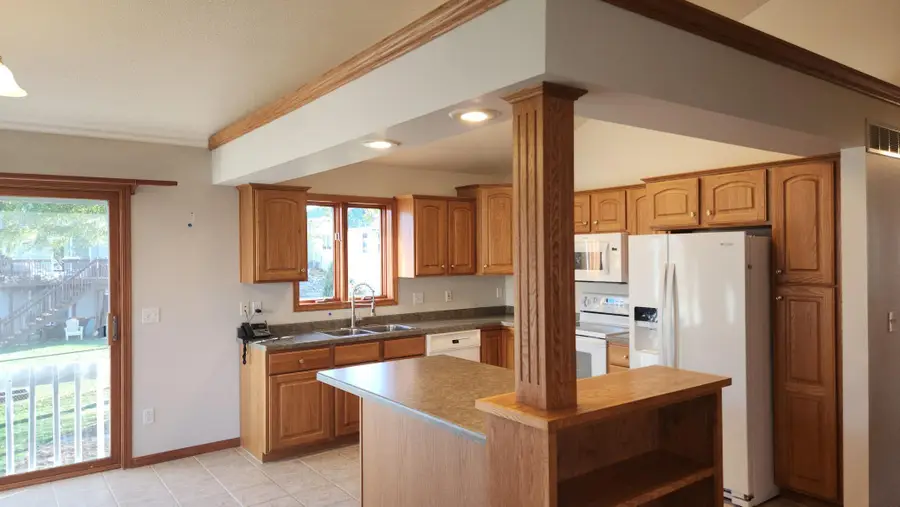 920 Plymouth Lane Nw, Rochester, MN 55901 - Image #3