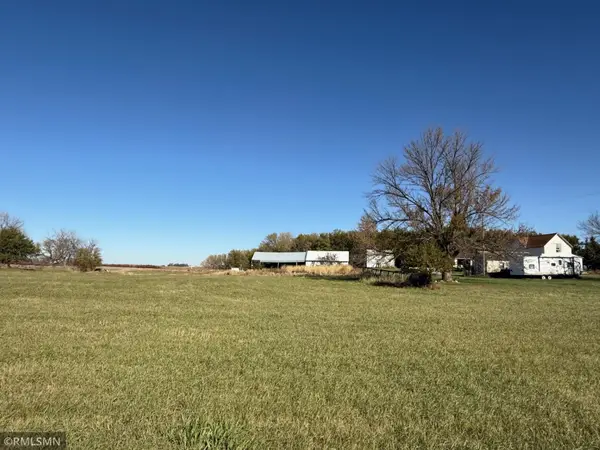 31925 Paul Avenue, Bigelow Twp, MN 56187