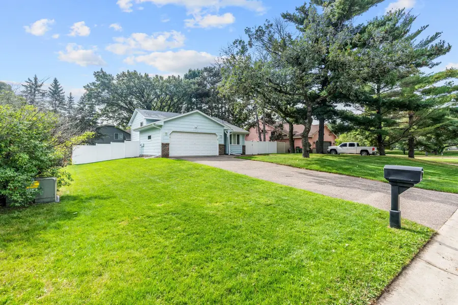 692 123rd Avenue Nw, Coon Rapids, MN 55448 - #3