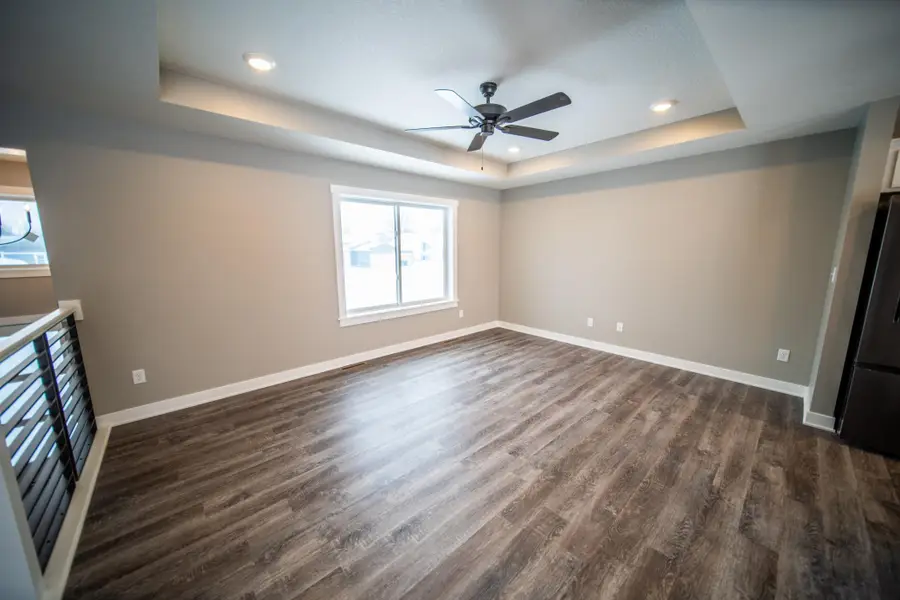 809 5th Avenue Nw, Dodge Center, MN 55927 - #3