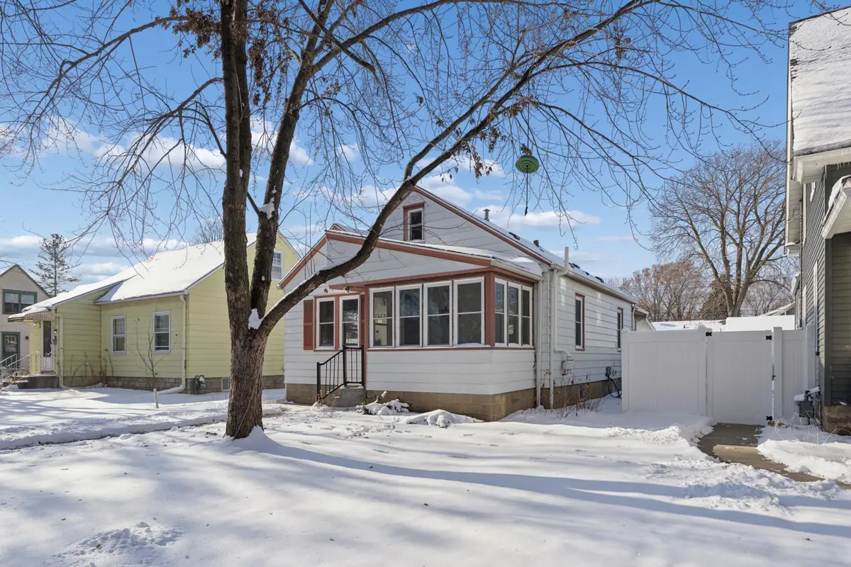 3925 Perry Avenue N, Robbinsdale, MN 55422 - Image #1