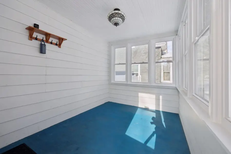 3925 Perry Avenue N, Robbinsdale, MN 55422 - Image #2