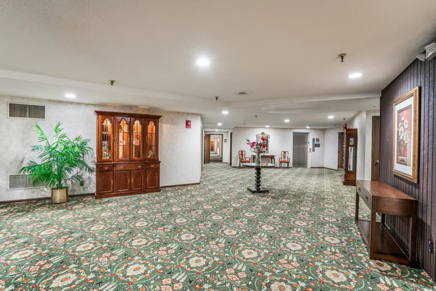 8441 Irwin Road #110, Bloomington, MN 55437 - Image #3