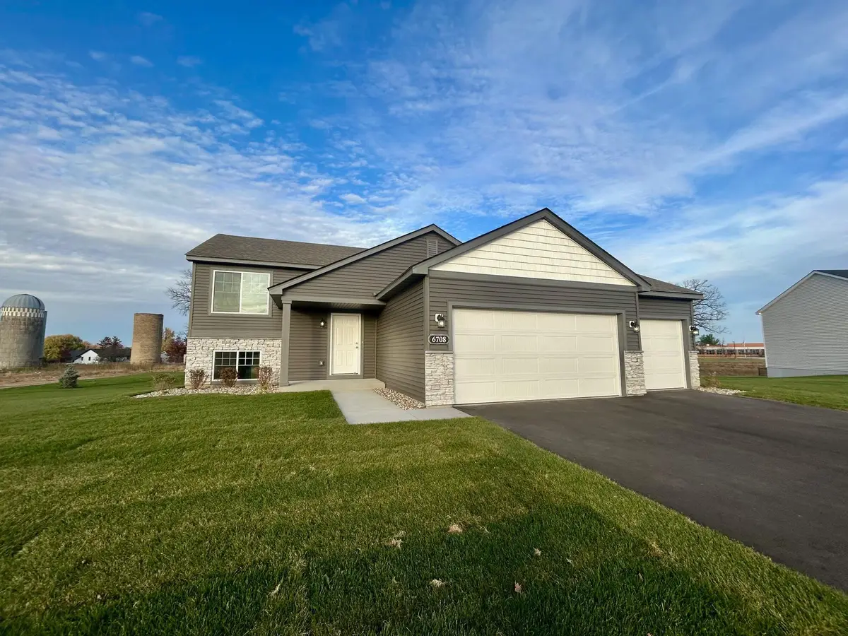 6708 Granby Street, North Branch, MN 55056 - Image #1