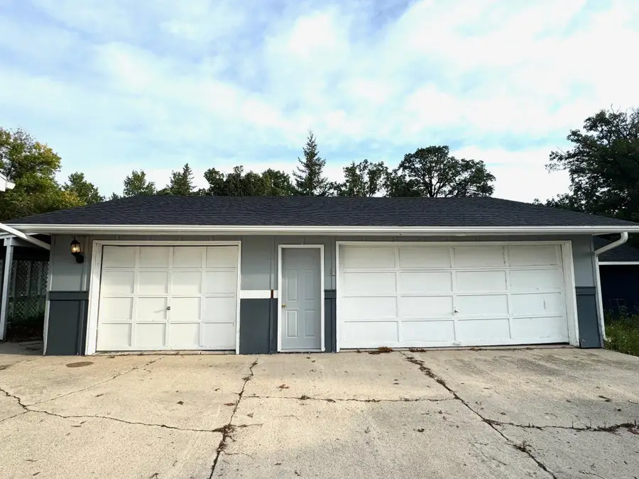 505 6th Street Ne, Roseau, MN 56751 - Image #2