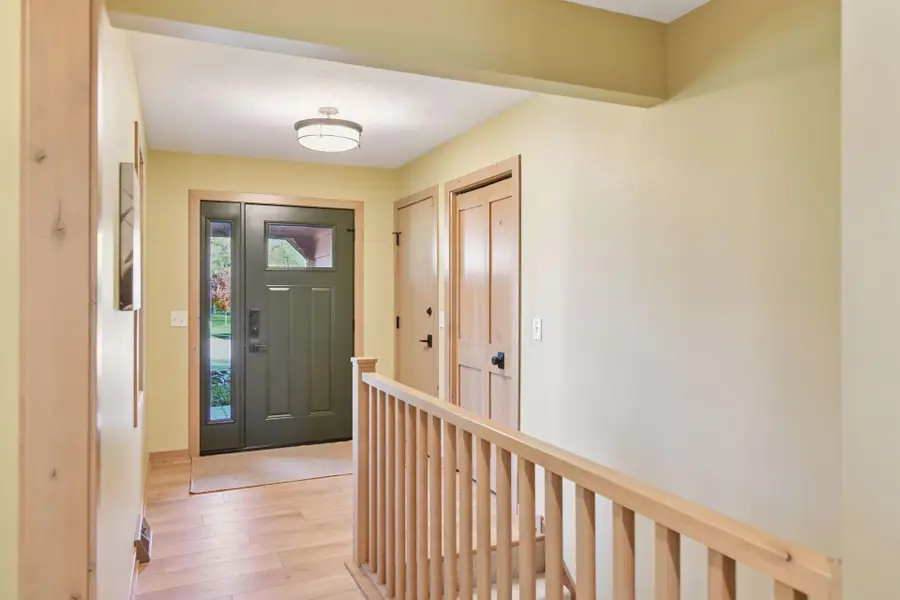 19139 Maple Leaf Drive, Eden Prairie, MN 55346 - Image #3