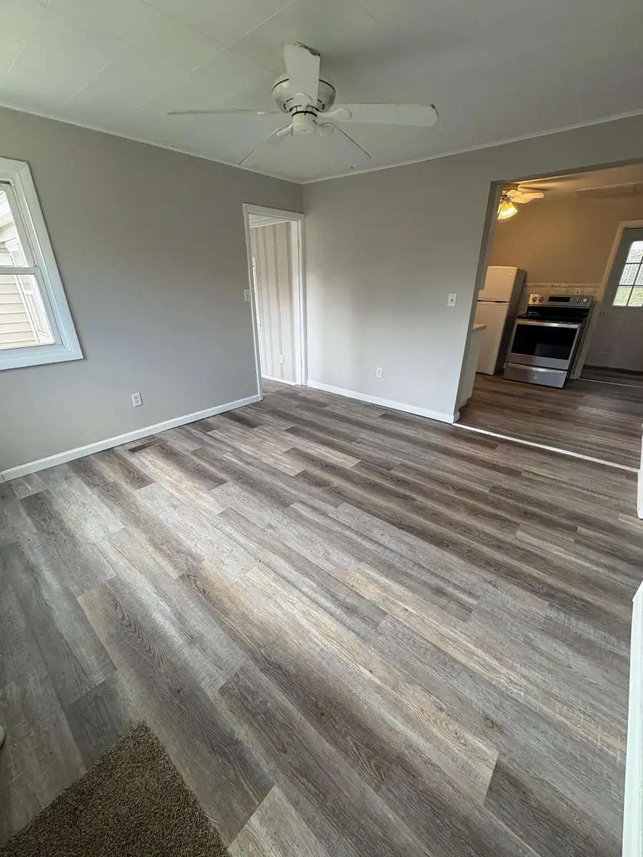 211 Clinton Street, Austin, MN 55912 - Image #3