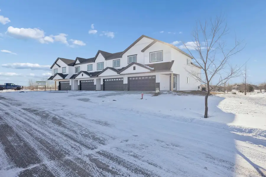 1106 45th Avenue Ne, Saint Cloud, MN 56304 - Image #2