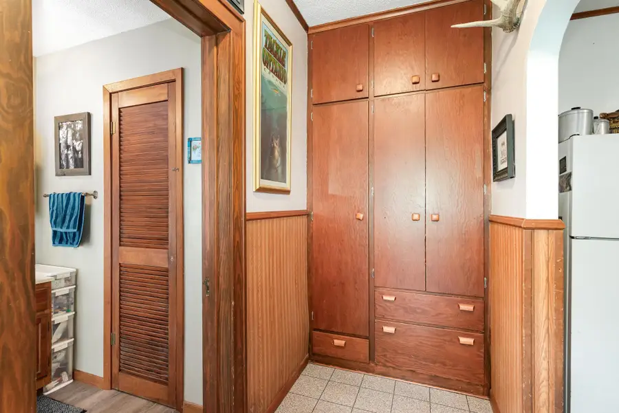 151 S Cedar Street, Belle Plaine, MN 56011 - Image #3