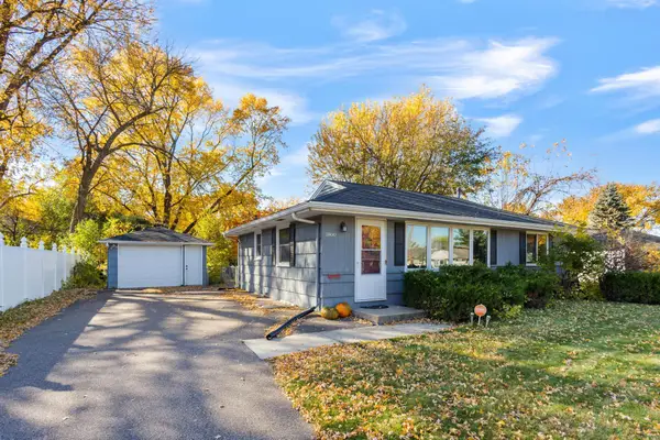 5800 W Moore Lake Drive W, Fridley, MN 55432