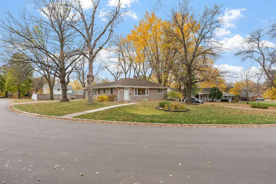 9227 W 22nd Lane, Saint Louis Park, MN 55426 - Image #2