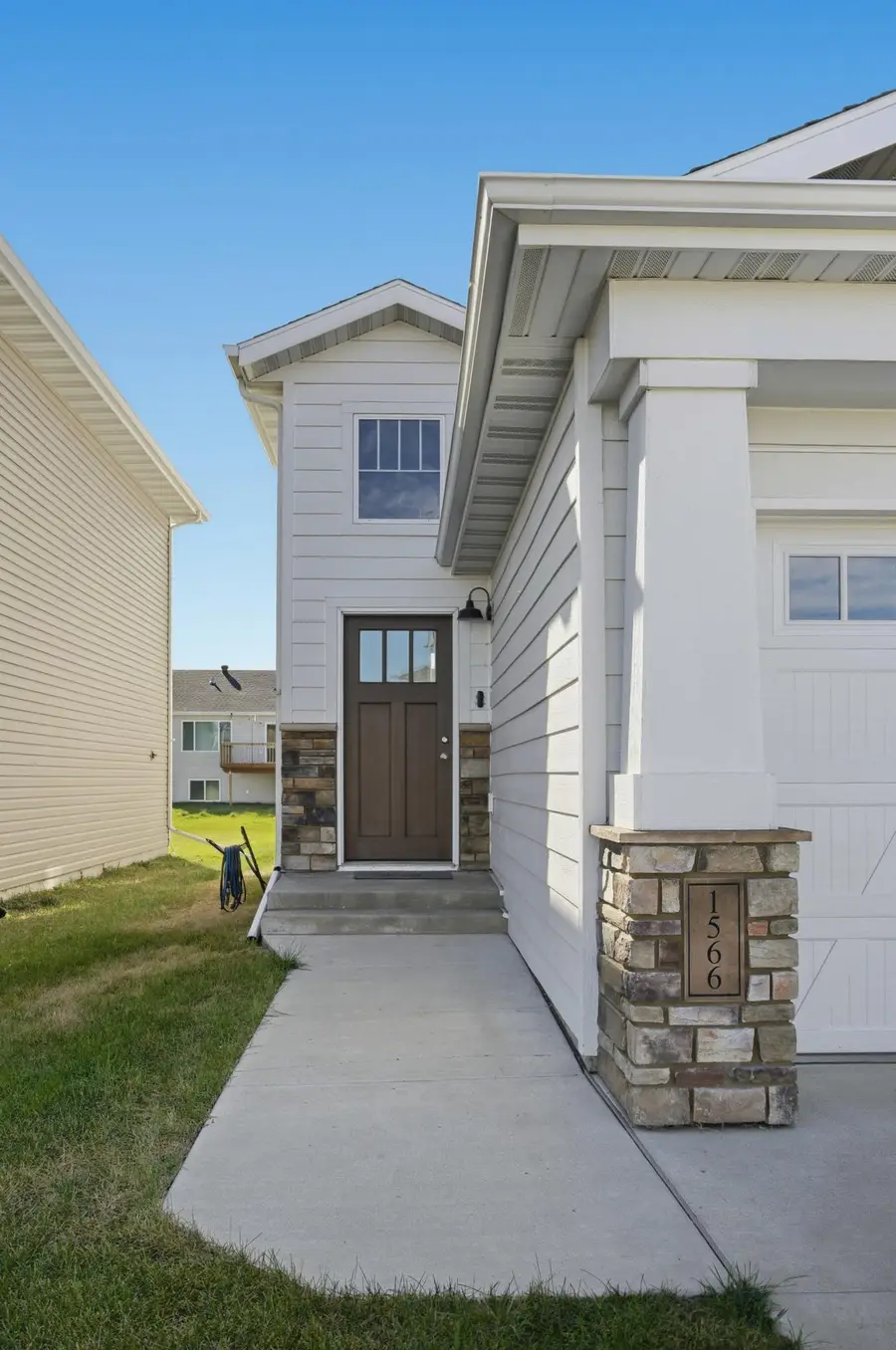 1566 S 68th Avenue S, Fargo, ND 58104 - Image #2