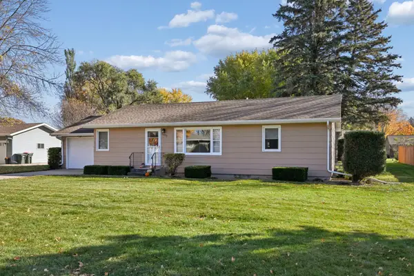1003 N Renville Street, Winthrop, MN 55396
