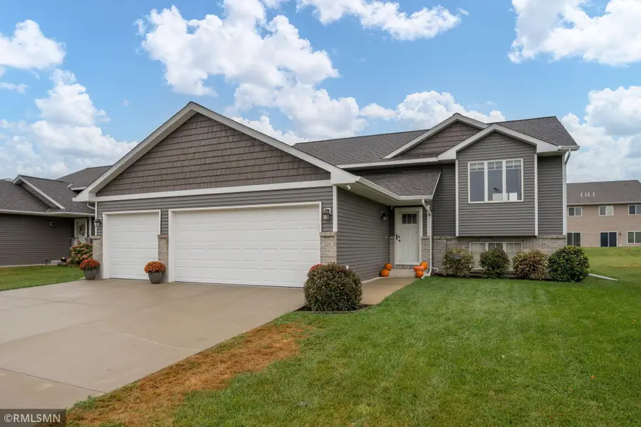 221 Cypress Drive, Mankato, MN 56001 - Image #3