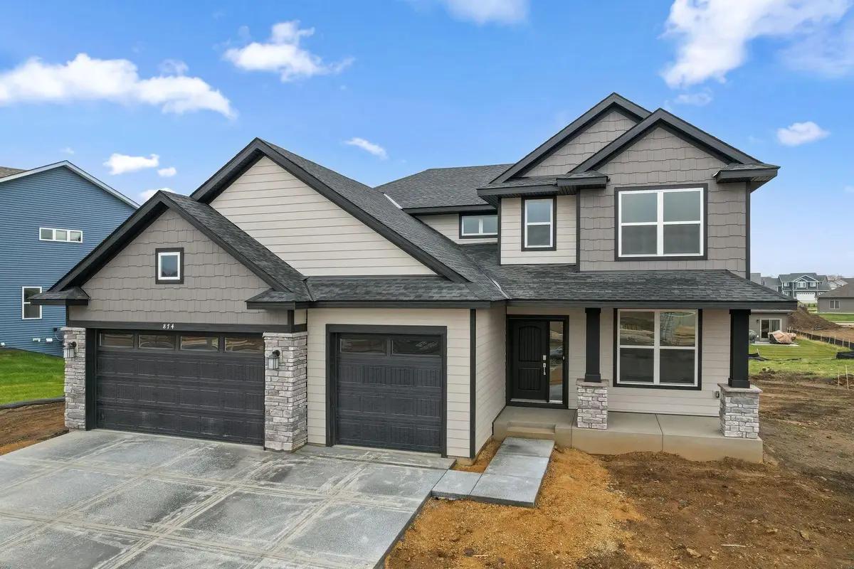 874 Londonderry Lane Nw, Rochester, MN 55901 - Image #1