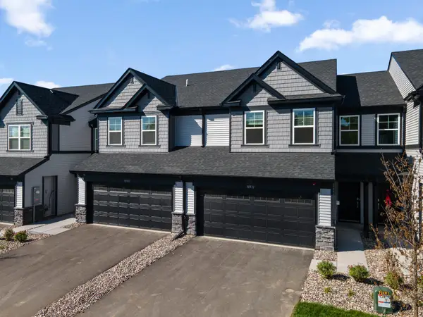 10511 Harbor Lane N, Maple Grove, MN 55369