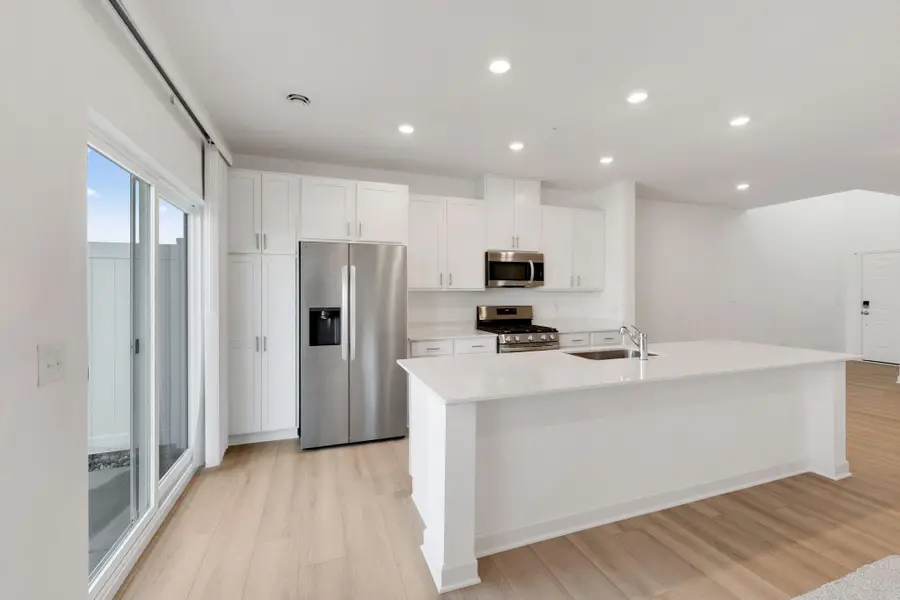 10511 Harbor Lane N, Maple Grove, MN 55369 - Image #3