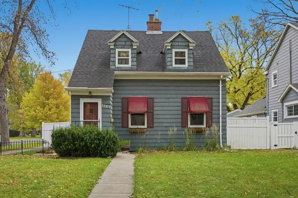 1261 4th Street N, Fargo, ND 58102