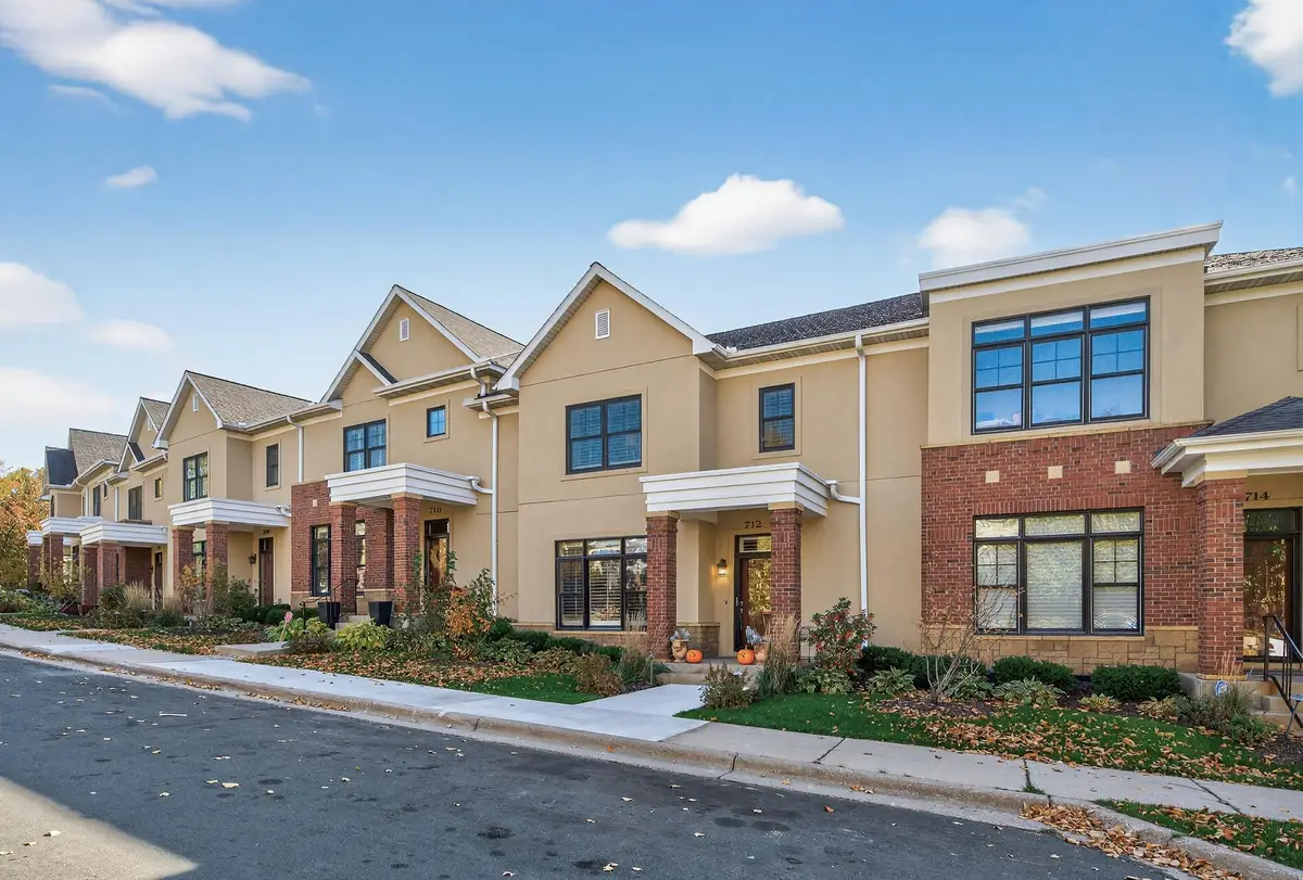 712 Linden Street, Mendota Heights, MN 55118 - Image #1