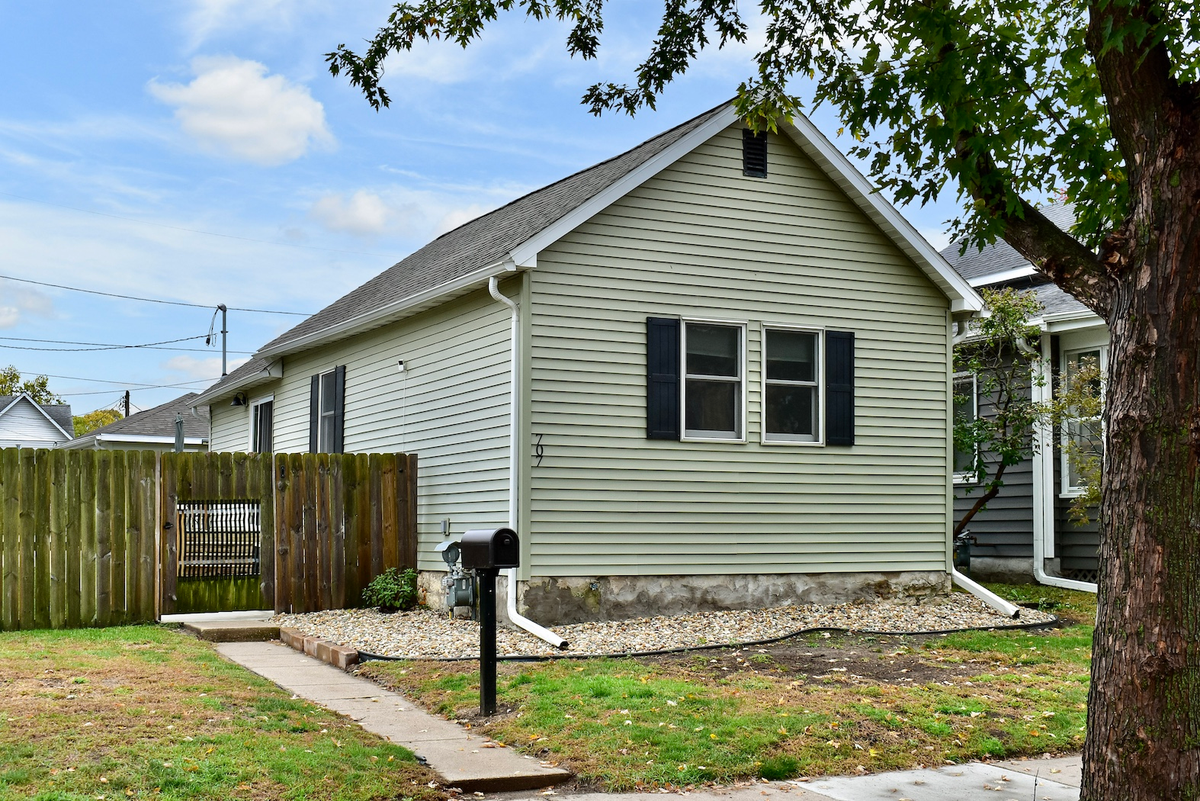 707 E 4th Street, Winona, MN 55987 - Image #1