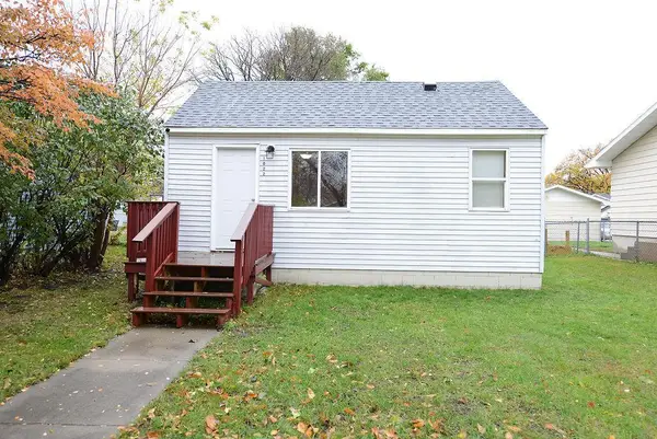 1022 26th Street N, Fargo, ND 58102