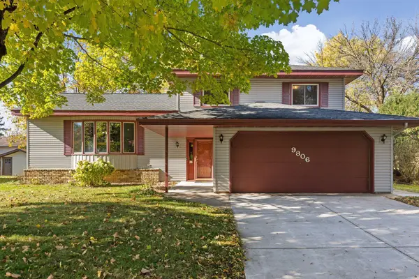 9806 Able Street Ne, Blaine, MN 55434