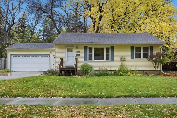 1346 9th Street N, Fargo, ND 58102