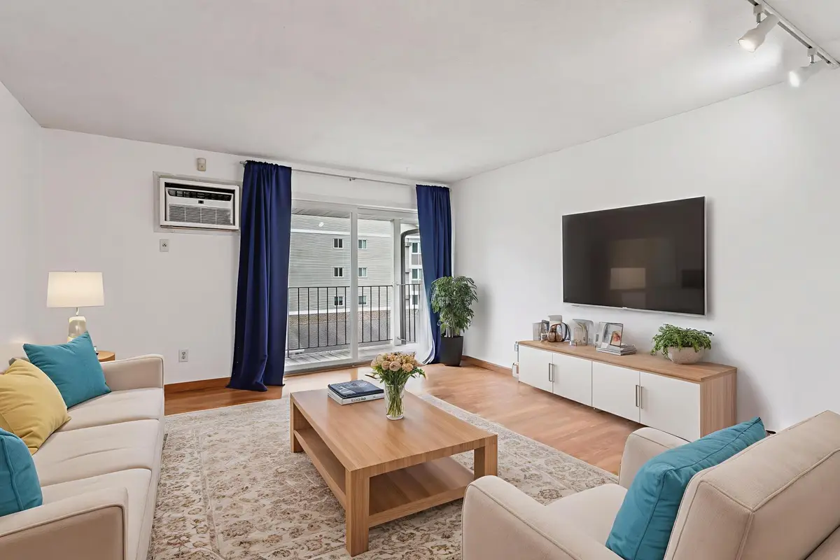 14115 Pennock Avenue #301, Apple Valley, MN 55124 - Image #1