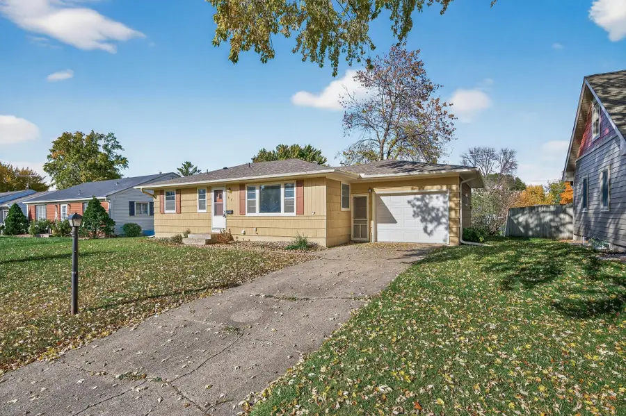 316 W 3rd Street, Waconia, MN 55387 - Image #3