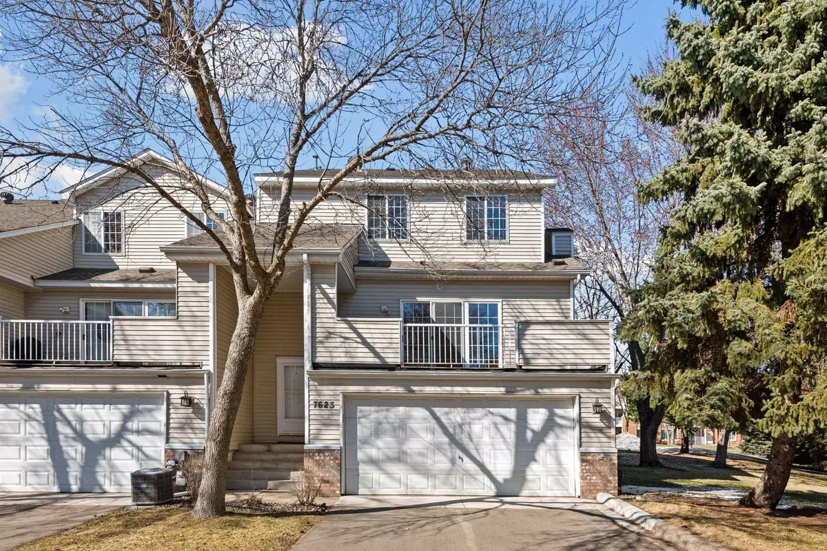 7623 Nicholas Way, Chanhassen, MN 55317 - #1