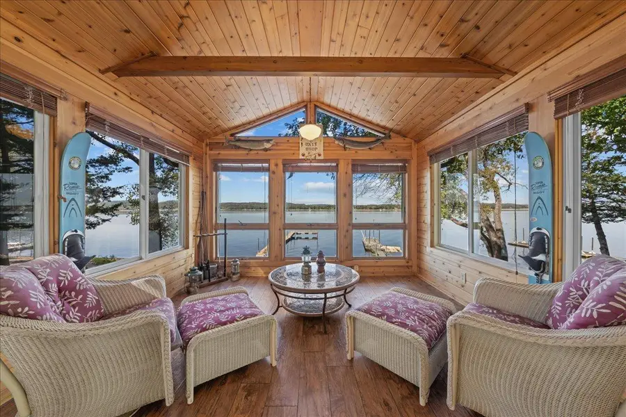 308 N Cove Road, Hudson, WI 54016 - Image #2