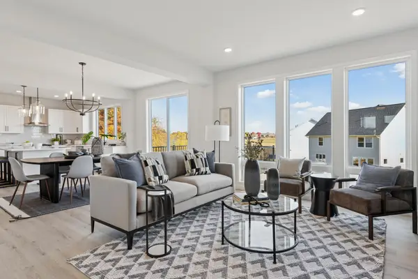 10030 Corral Way, Victoria, MN 55386