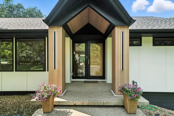 16515 Hilltop Terrace, Minnetonka, MN 55345