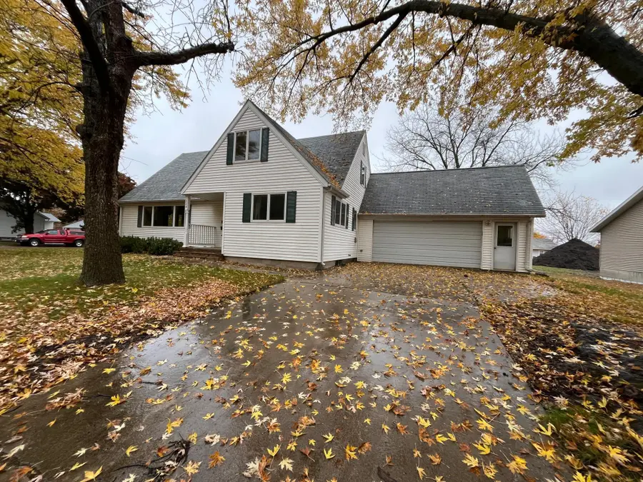 124 2nd Street E, Tracy, MN 56175 - Image #2