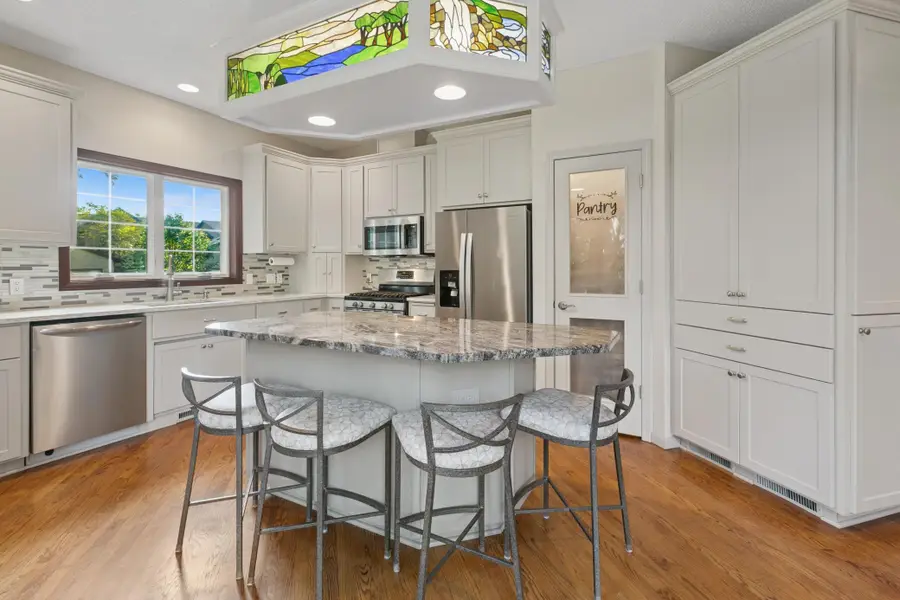 13306 Huntington Circle, Apple Valley, MN 55124 - Image #2