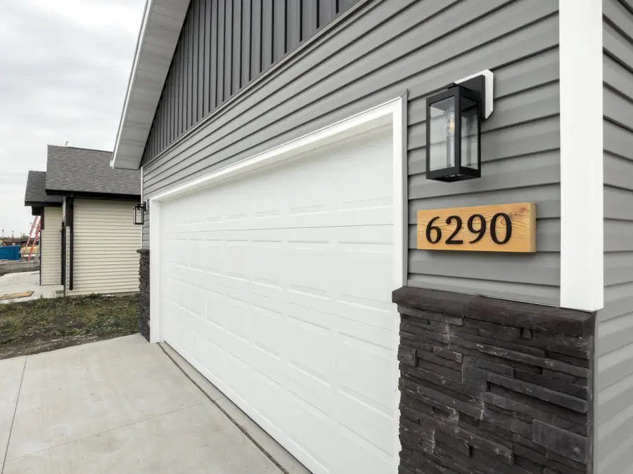 6290 87th Avenue S, Horace, ND 58047 - #3