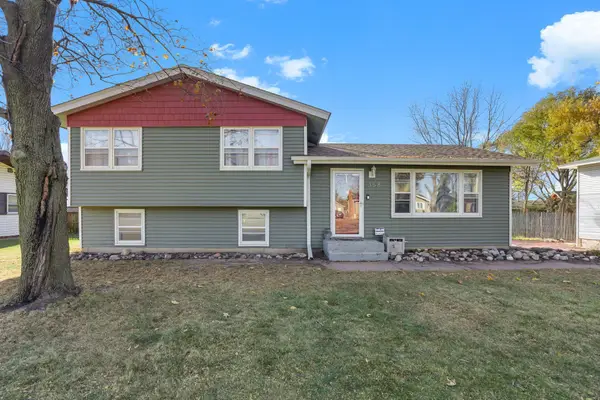 358 81st Avenue Ne, Spring Lake Park, MN 55432