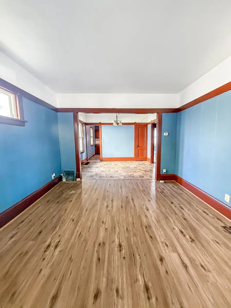 824 Magnolia Avenue E, Saint Paul, MN 55106 - Image #2