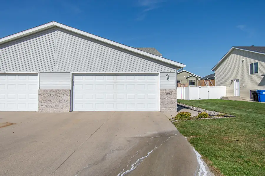 4807 51st Avenue S, Fargo, ND 58104 - Image #3