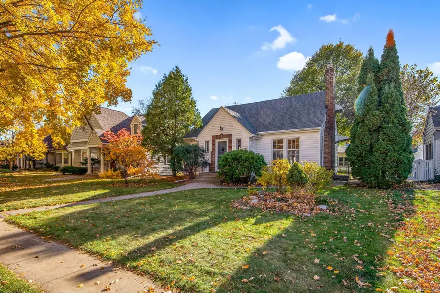 1436 Idaho Avenue W, Falcon Heights, MN 55108 - Image #2