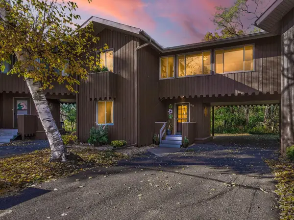 1512 S Timber Ridge Ne, Fridley, MN 55432