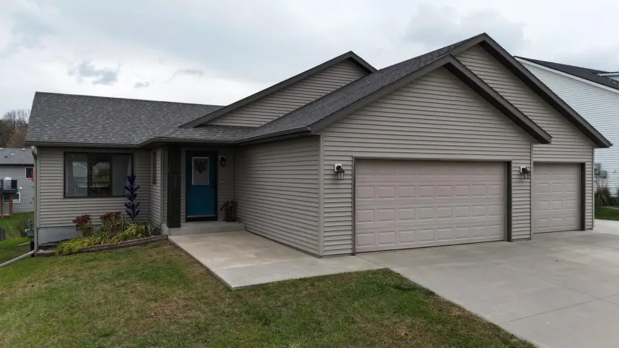 314 Keystone Drive Ne, Pine Island, MN 55963 - Image #2
