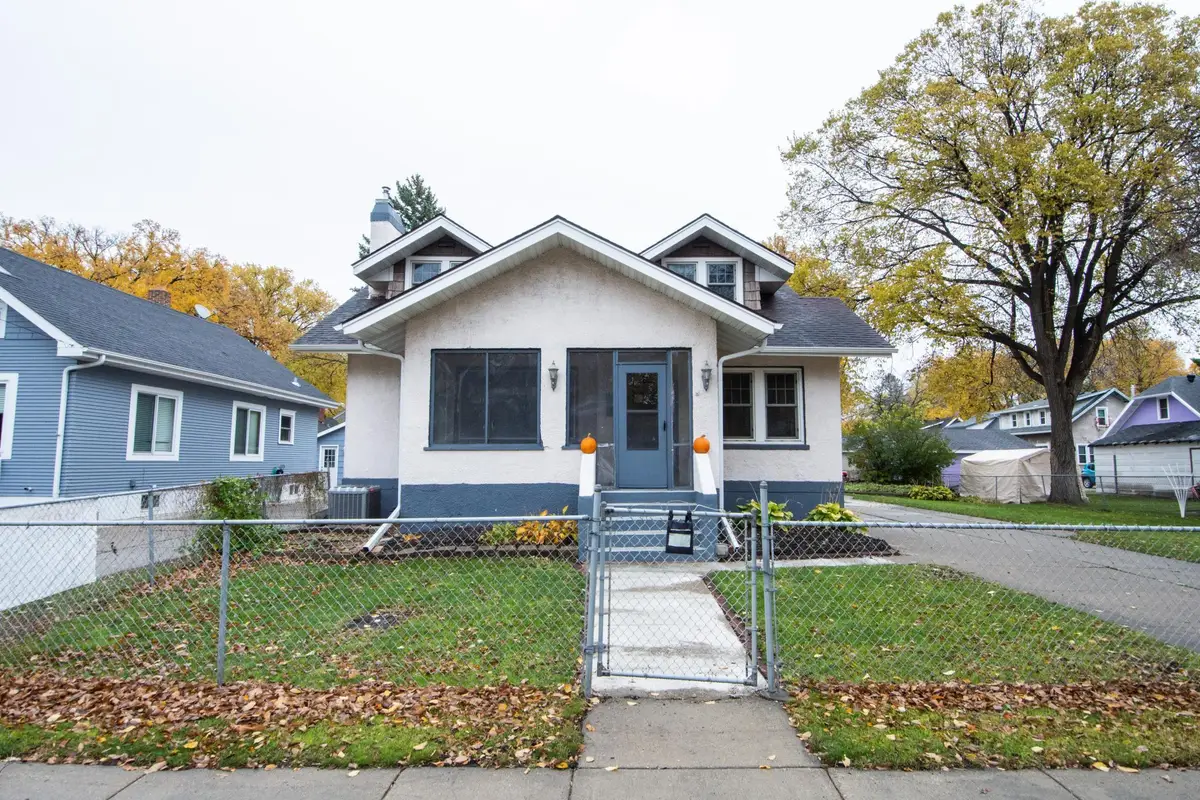 1112 University Drive S, Fargo, ND 58103 - #1