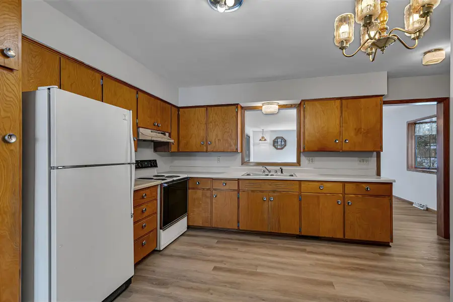 115 Koronis Court, Paynesville, MN 56362 - Image #2