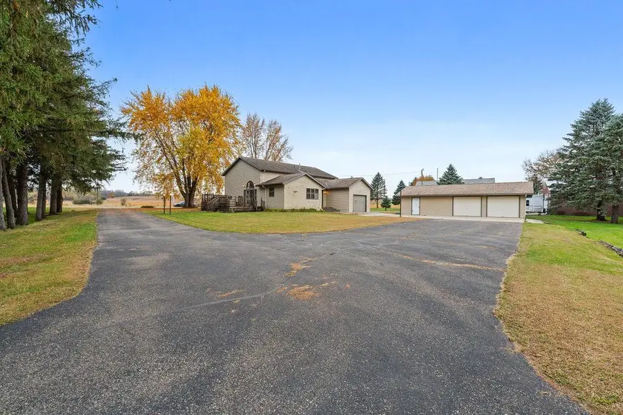 425 W Franklin Street, Morristown, MN 55052 - Image #3