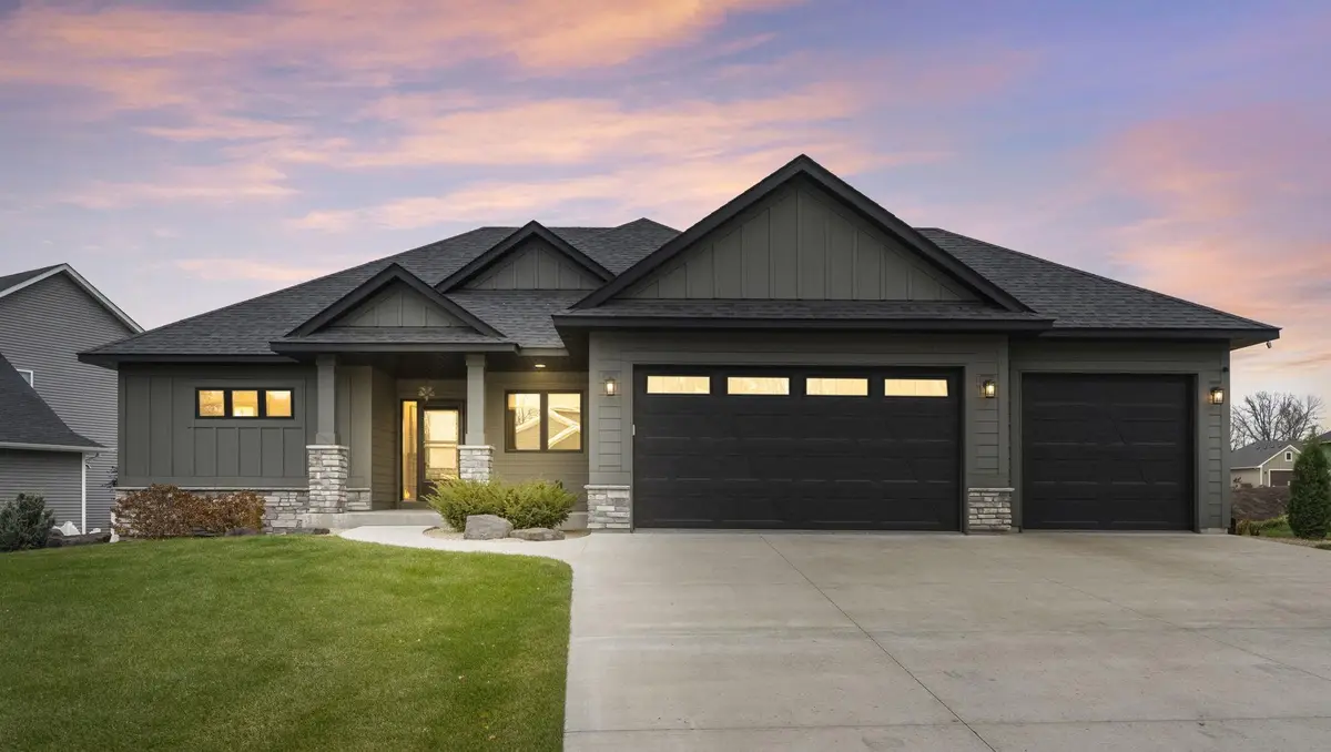 603 Eastland Avenue Se, New Prague, MN 56071 - Image #1