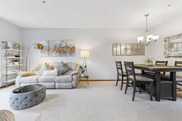 3124 Thoreau Road, Chaska, MN 55318