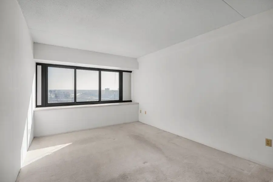 1920 S 1st Street #1106, Minneapolis, MN 55454 - Image #3