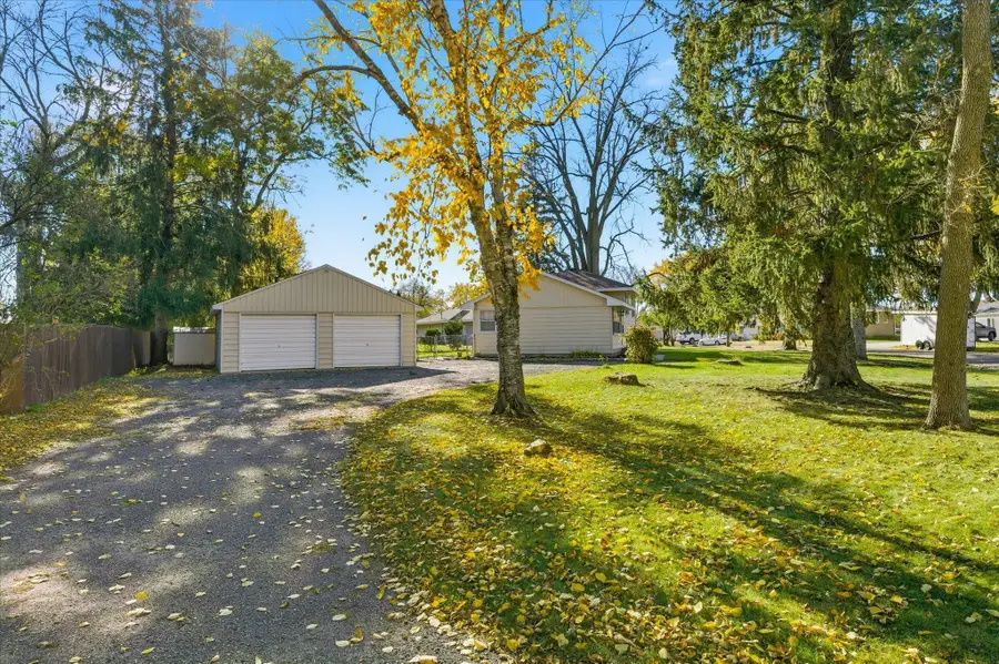 9548 Oliver Avenue N, Brooklyn Park, MN 55444 - Image #3